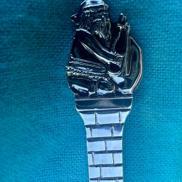 Tiffany and Co Sterling Silver Christmas Spoon - Santa Down the Chimney- - Picture 9 of 16